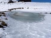 20 Ritroviamo la neve ed un laghetto ghiacciato